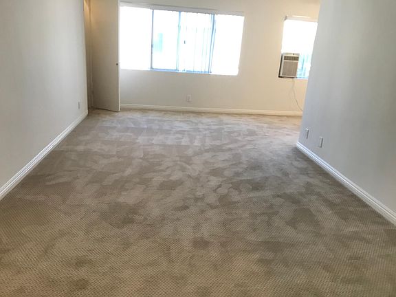 5th image of 1408 Amherst Ave #5