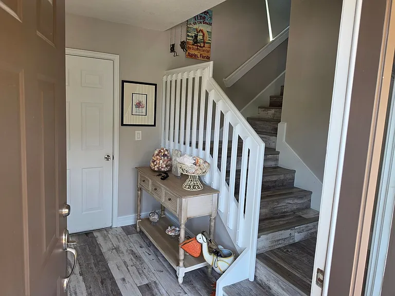 200 Diamond Cir #202 — Photo 7
