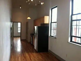 Rented by Loom Group