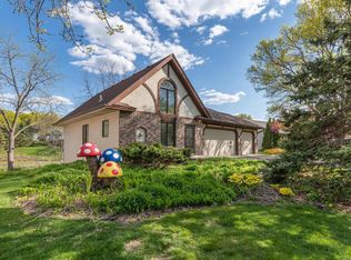 1389 82nd St, Victoria, MN 55386