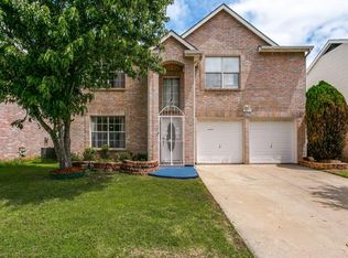 9077 Blue Ridge Trl, Fort Worth, TX 76118