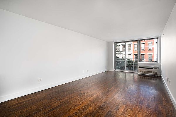 1st image of 160 E 117th St #5A