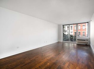 160 E 117th St #5A, New York, NY 10035