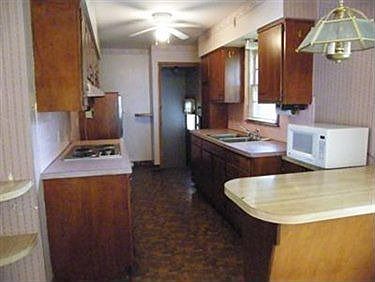 4th image of 3964 Osage St