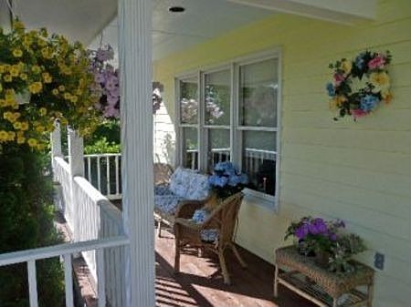 2nd image of 3811 Saint Clair Ct
