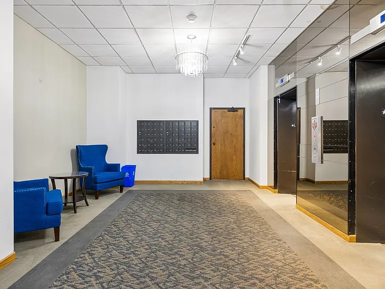 139 N 11th St #1003 — Photo 25