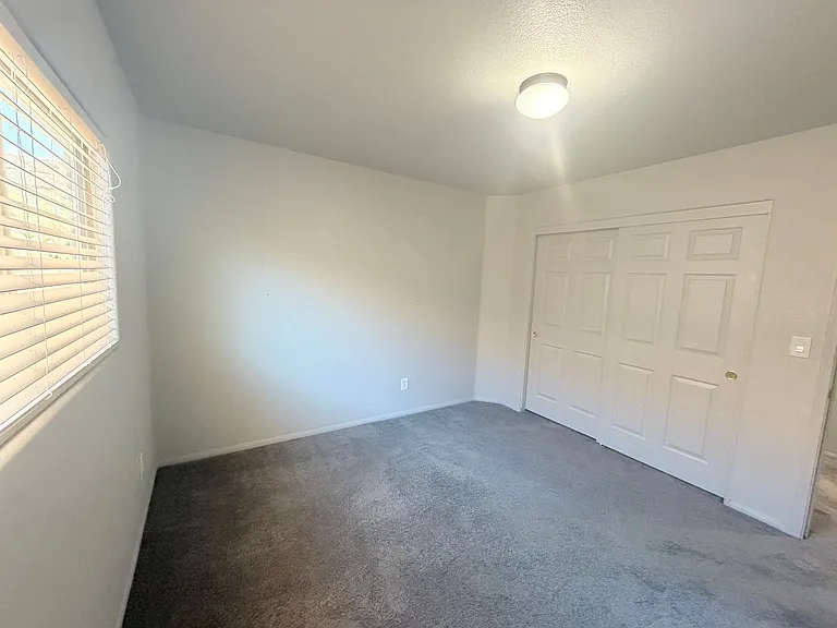 8228 N Corset Creek St — Photo 10