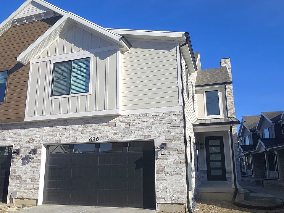 1st image of 636 W Cottage Park Ln