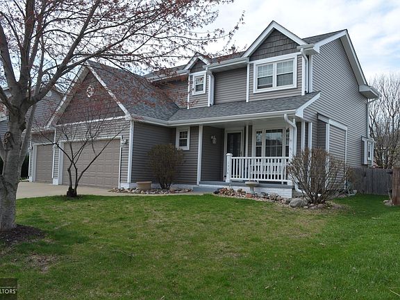 2nd image of 1334 Alderwood Dr