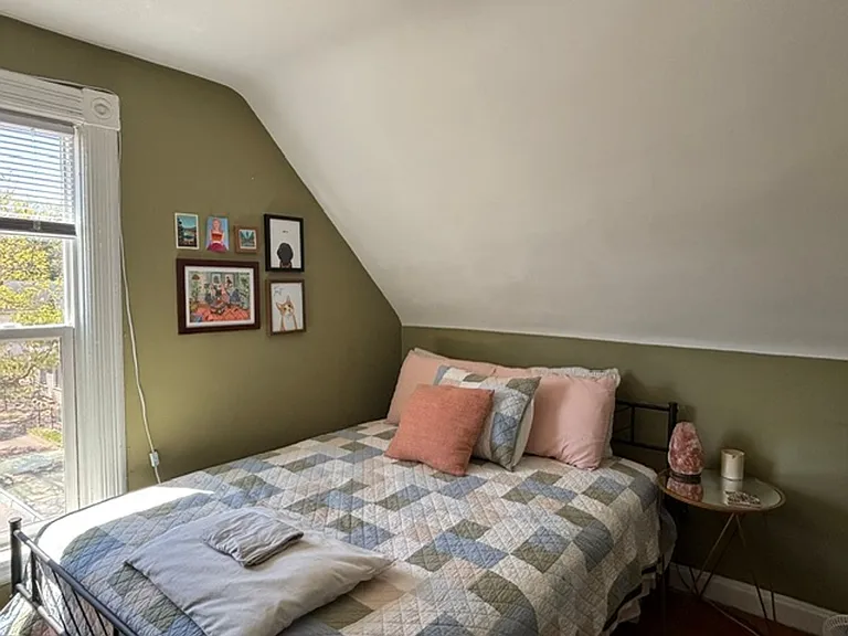 427 6th St SE — Photo 30
