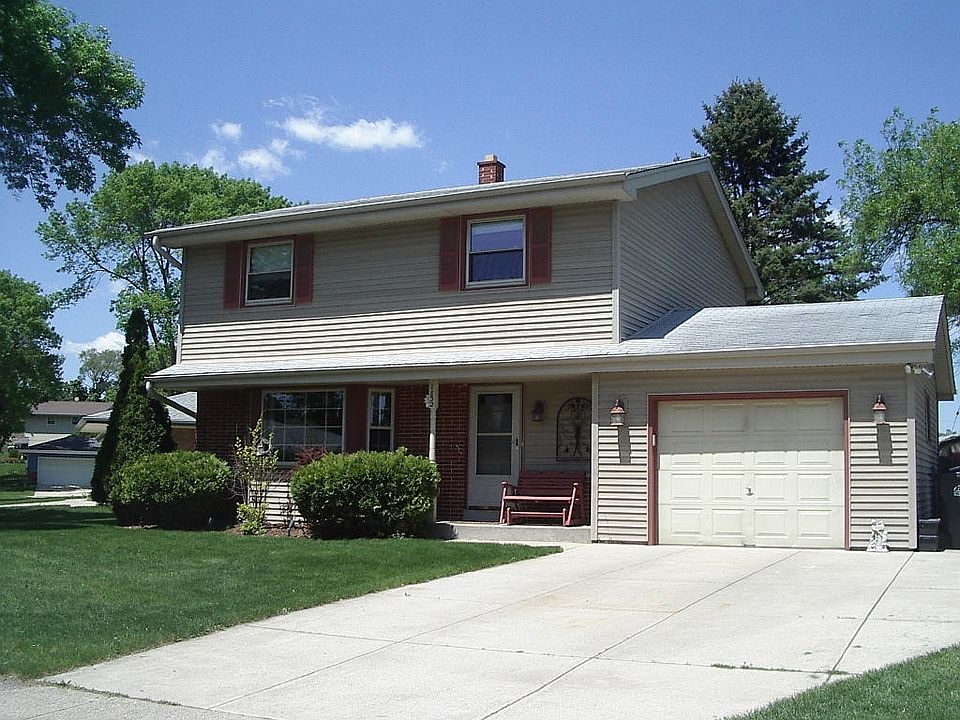 1st image of 1832 De Witt Ct