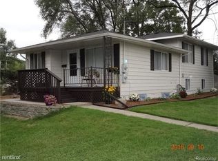 124 Campbell St, Rochester, MI 48307