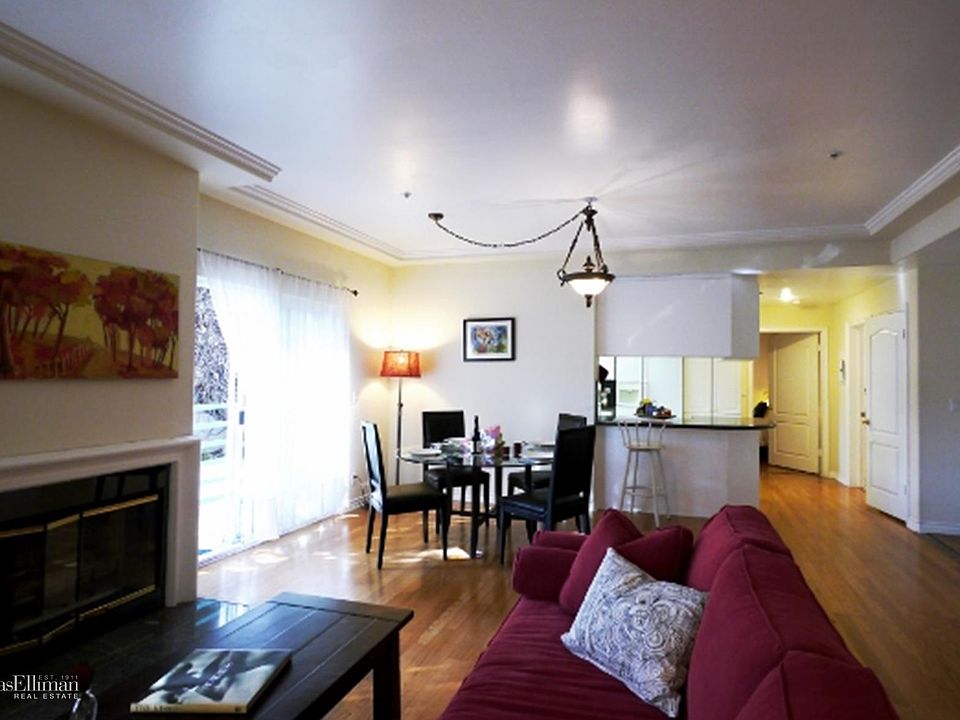 1st image of 1315 S Saltair Ave APT 102