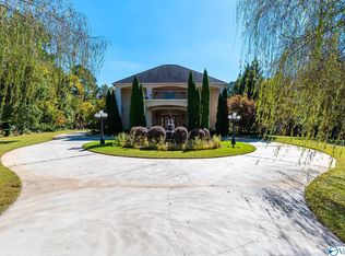 4521 Ivydale Rd, Decatur, AL 35603