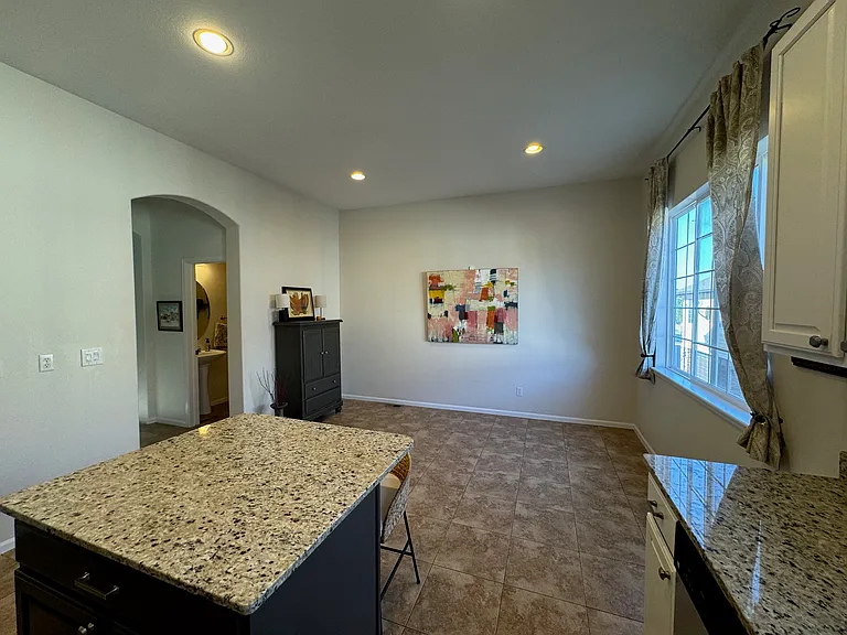 1652 Cherry Hills Ln — Photo 11