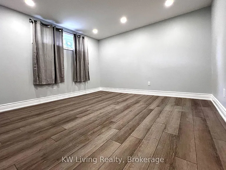 311 Boisdale Ave #BASEMENT — Photo 14