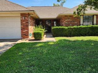 5612 Cloverlawn Dr, Oklahoma City, OK 73135