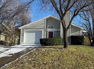 1904 Plymouth Rd, Manhattan, KS 66503