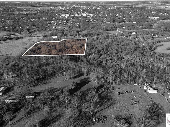 4th image of SW Lot E Pine St