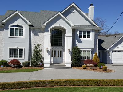 934 Todt Hill Rd, Staten Island, NY, 10304