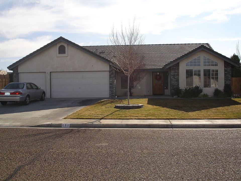Front of House (Winter)