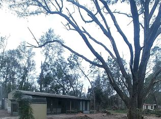 3073 Quentin Ln, Chipley, FL 32428