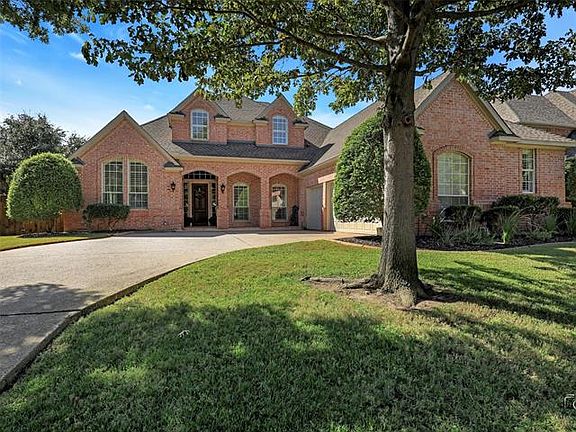 2nd image of 6201 Wildwood Dr