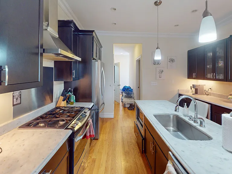 15 M St #1 — Photo 2