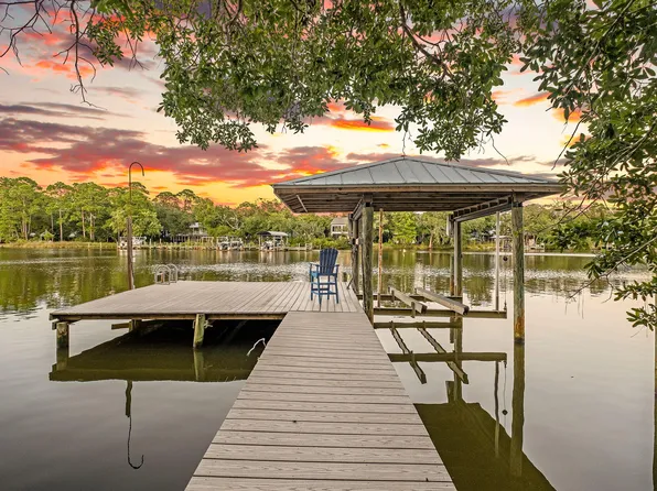 334 Woodland Bayou Dr, Santa Rosa Beach, FL 32459