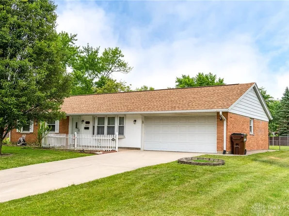 2824 Ellen Ln, Dayton, OH 45430