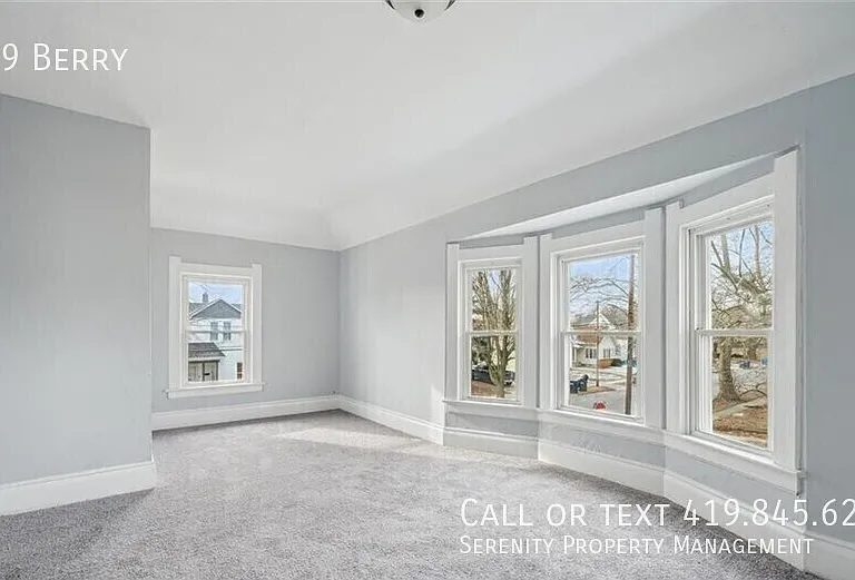 969 Berry St — Photo 12