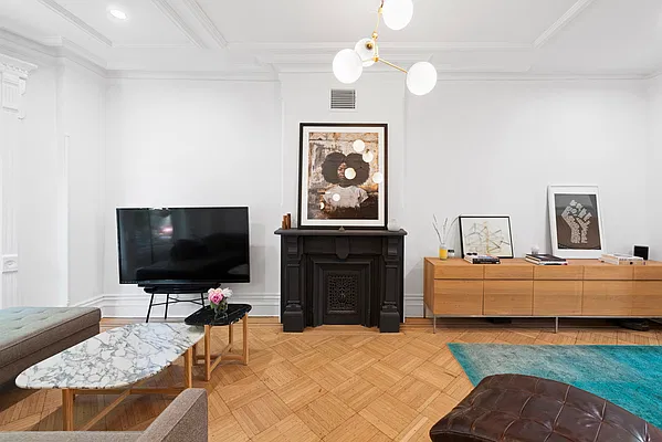 Sold by SERHANT. | media 4
