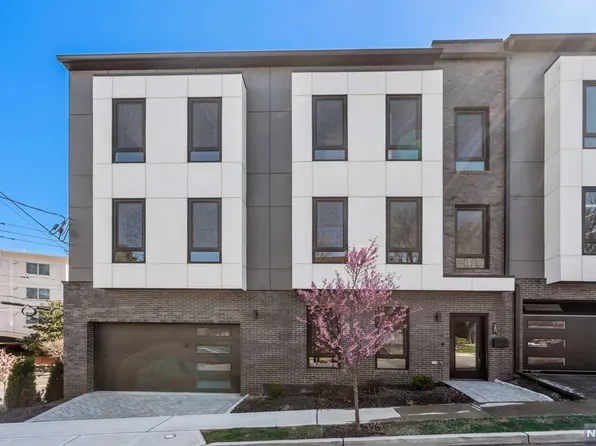 580 Kearney Ave #580, Cliffside Park, NJ 07010