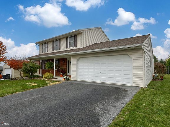 3rd image of 10 Meadow Dr #L-0448