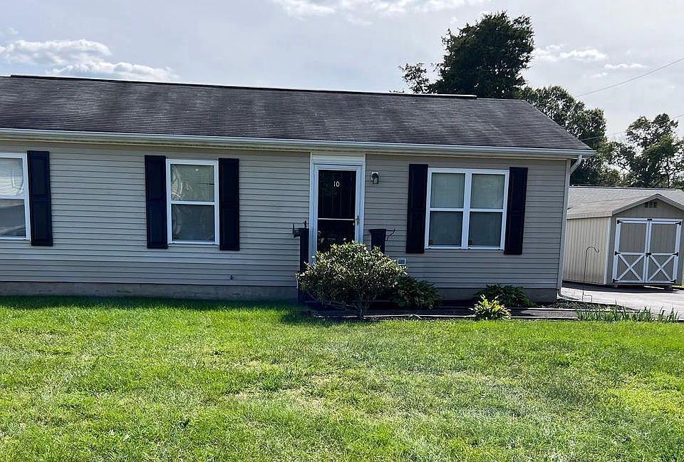 1st image of 10 Jerrys Ave