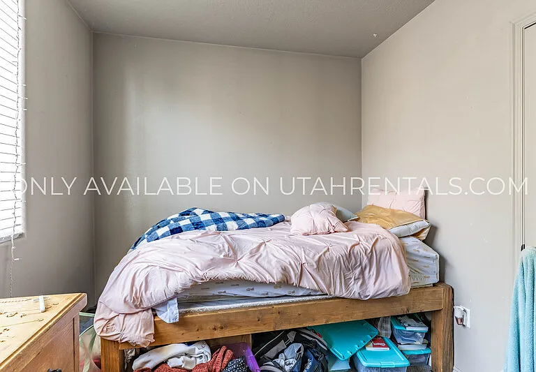 871 E 620 N #J2-1 — Photo 15