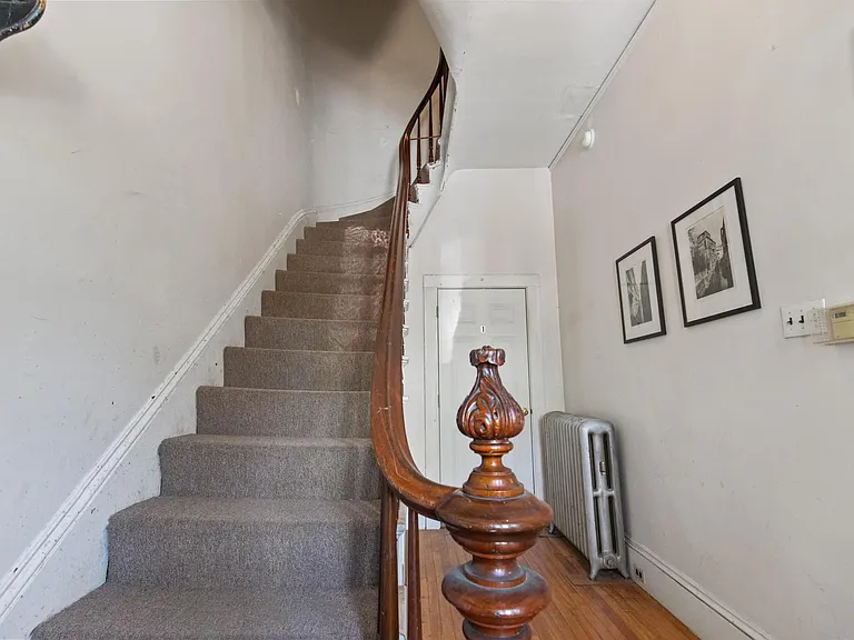 34 Cushman St #2 — Photo 3