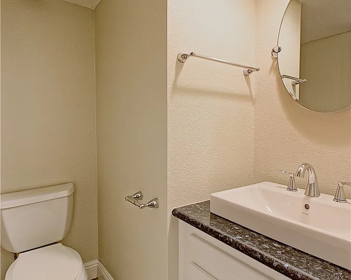 3111 Bel Air Dr #8E — Photo 28
