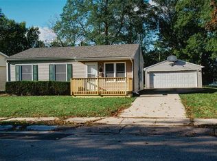 2657 Tina Ridge Dr, Dubuque, IA 52001