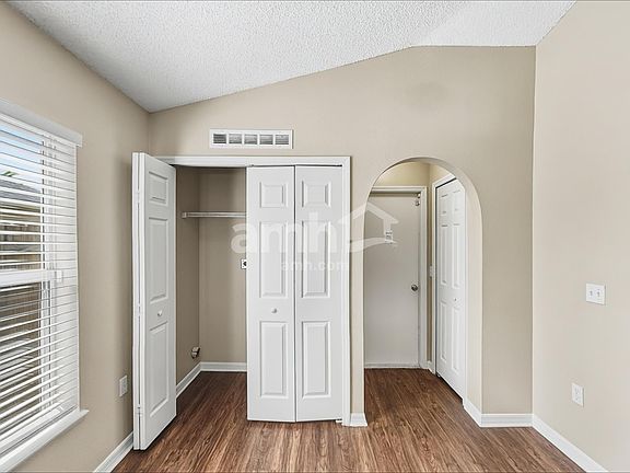 5th image of 2948 Stonegate Ln