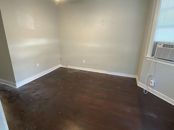 4th image of 3143 N Southport Ave APT 1F