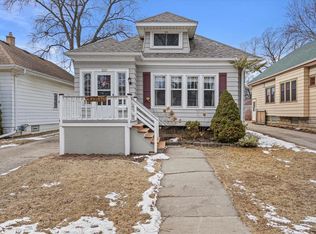 2229 N 66th St, Wauwatosa, WI 53213