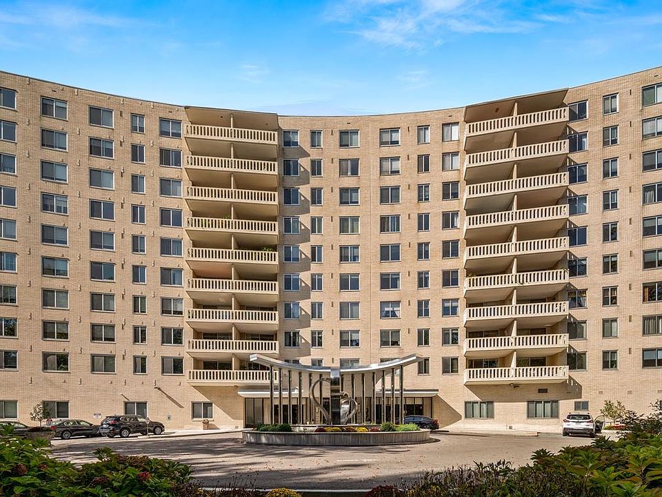1st image of 191 Presidential Blvd Unit R412