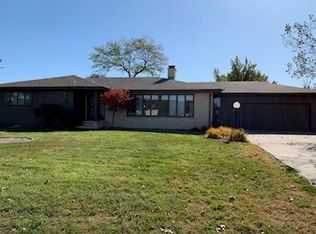1501 W Spruce St, Mitchell, SD 57301