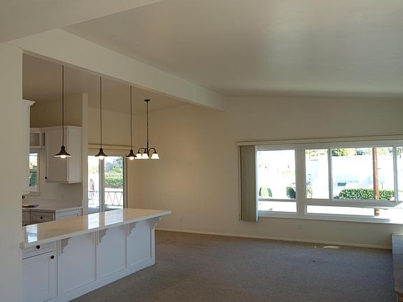 4th image of 1623 Garden St APT 5