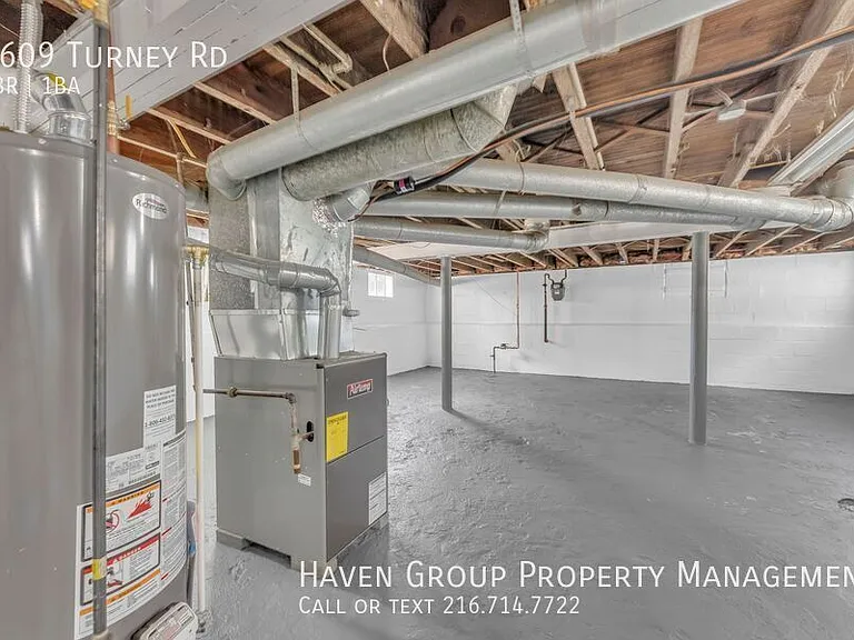 4609 Turney Rd — Photo 24