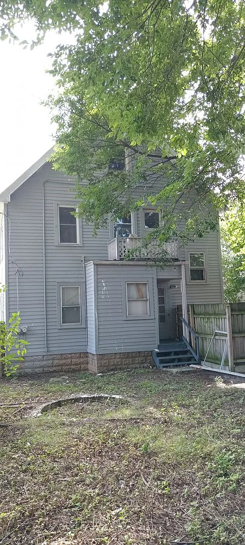 **Cwb 3268 W. 86th St — Photo 3