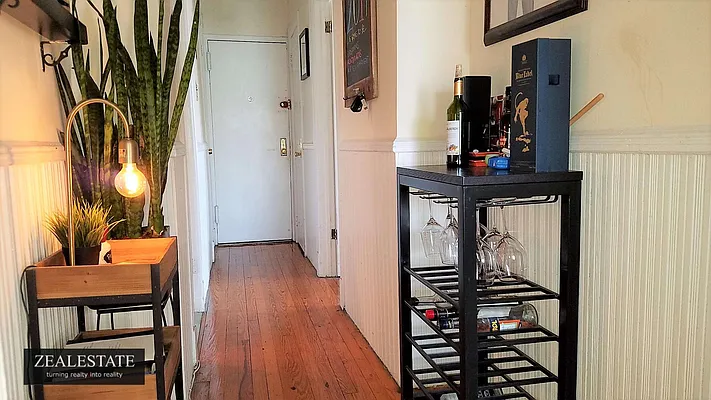 Rented by ZealEstate Group Inc | media 10