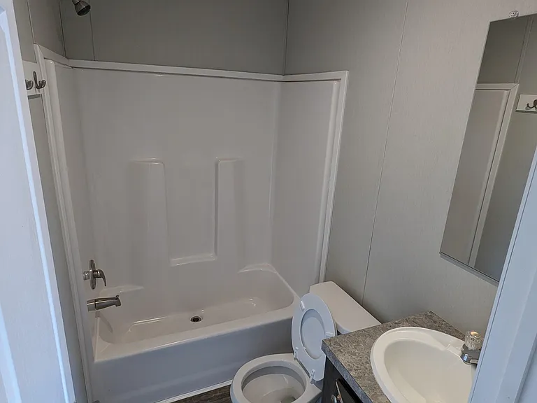 154 Callaway Ln — Photo 52