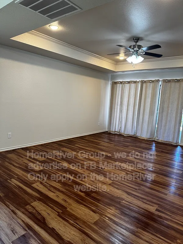 3 bed, 2.0 bath, 1701 sqft, $2,595 — Photo 1